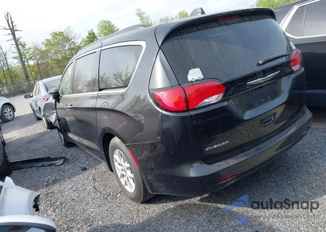 2021 Chrysler Voyager Lxi z USA, uszkodzony, nr VIN 2C4RC1DG0MR506659
